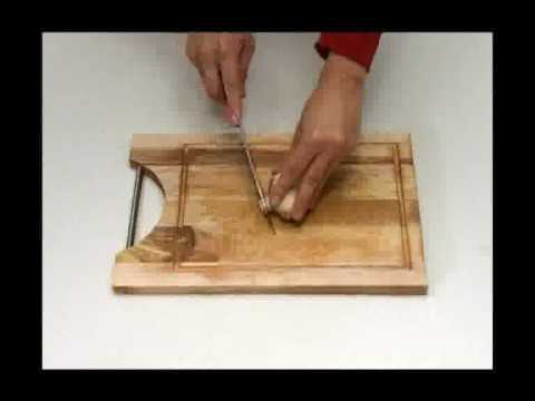 Recette Vido :  couper un champignon 